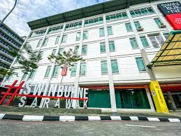 (Swinburne University of Technology malaysia)